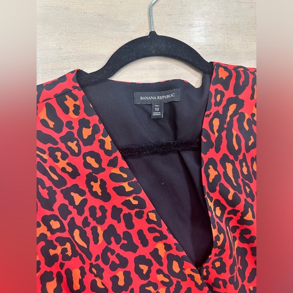 Banana Republic leopard print wrap dress - Picture 4 of 13